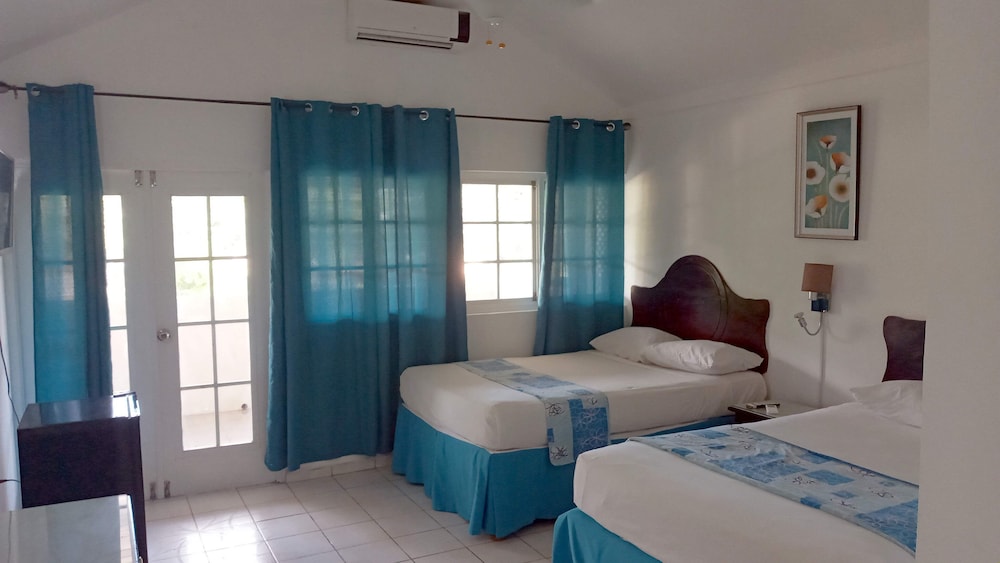 negril beach club condos