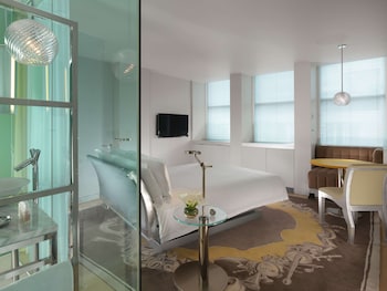 sanderson london