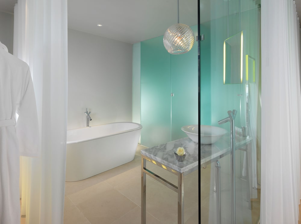 sanderson london