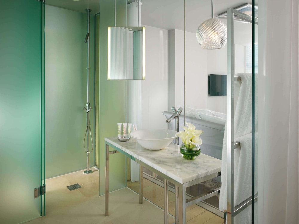 sanderson london
