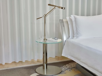 sanderson london
