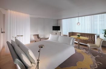 sanderson london
