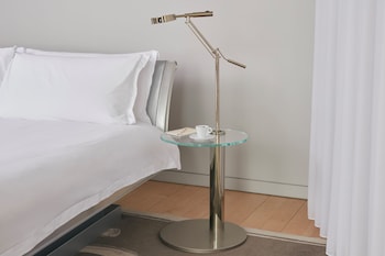 sanderson london