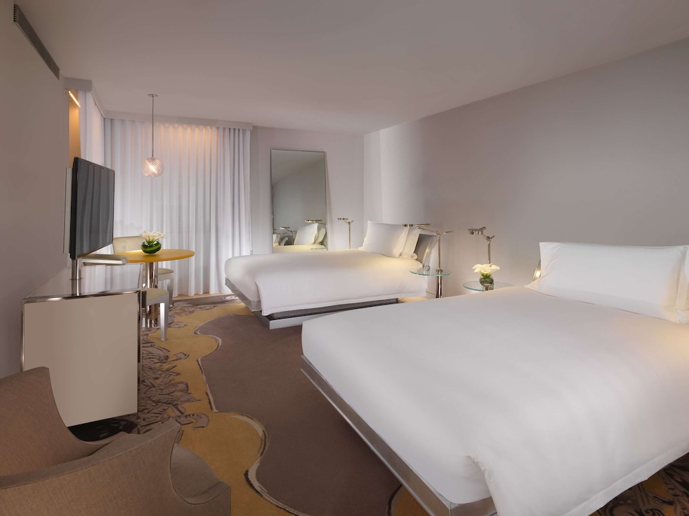 sanderson london