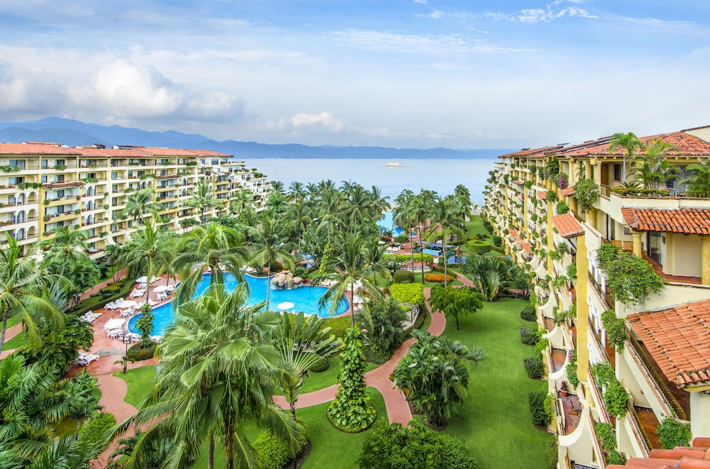 velas vallarta