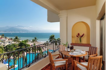 velas vallarta