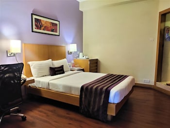Hotel Heritage,,3 star