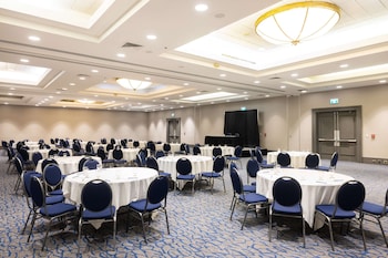 doubletree by hilton calgary north