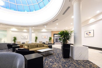 doubletree by hilton calgary north