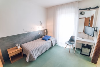hotel everest arco
