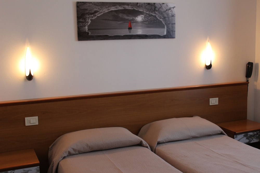 hotel everest arco