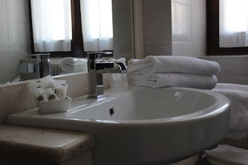 hotel everest arco