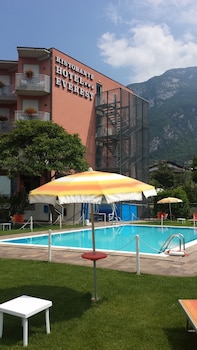 hotel everest arco