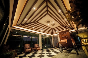 resort titli