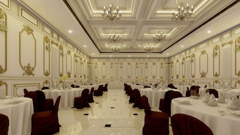 resort titli