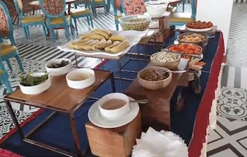 resort titli