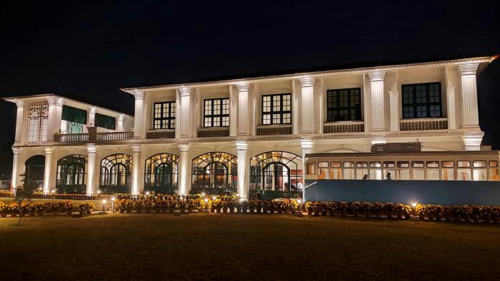 resort titli