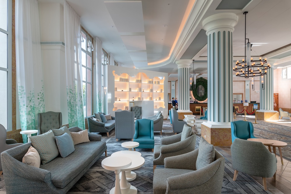 dream castle fabulous hotels group