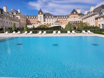 dream castle fabulous hotels group