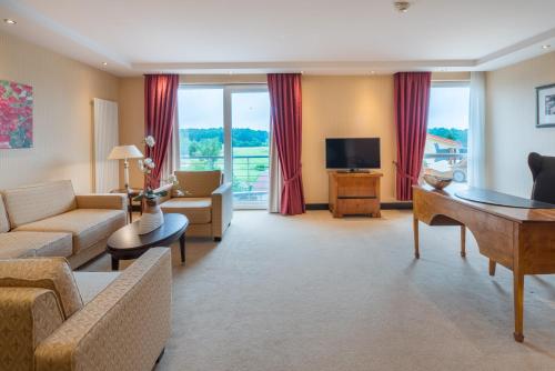 best western premier castanea resort hotel