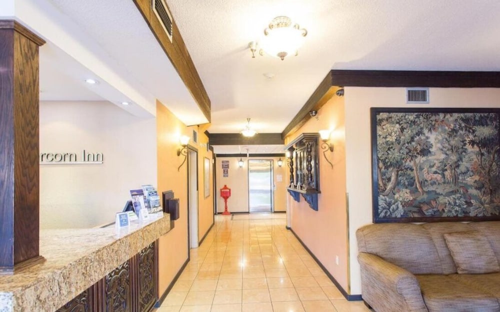 abercorn inn vancouver airport