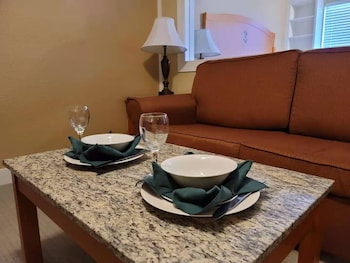 abercorn inn vancouver airport