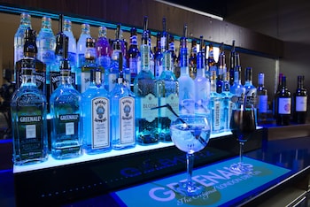 holiday inn express east midlands airport