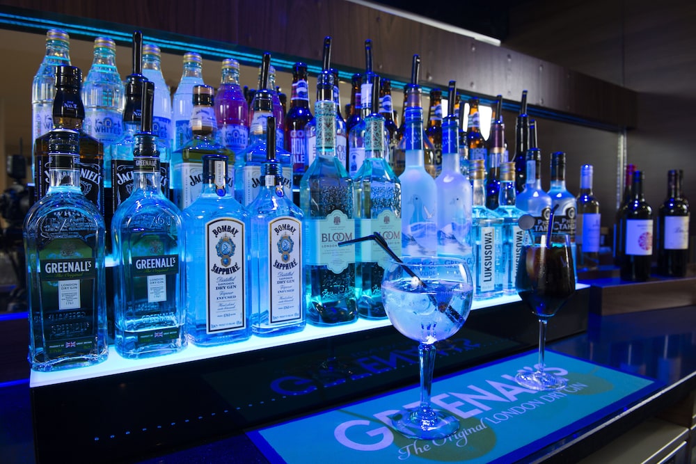 holiday inn express east midlands airport