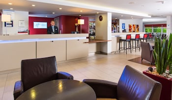holiday inn express east midlands airport