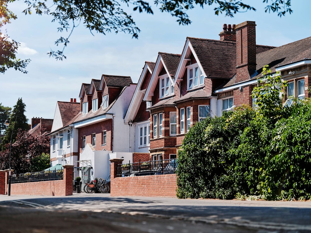 oxford linton lodge hotel bw signature collection