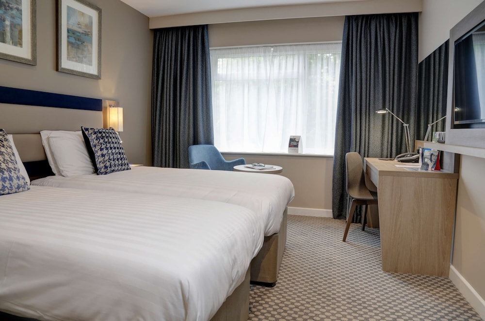 oxford linton lodge hotel bw signature collection