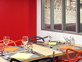 ibis styles lyon villeurbanne le parc de la tete dor