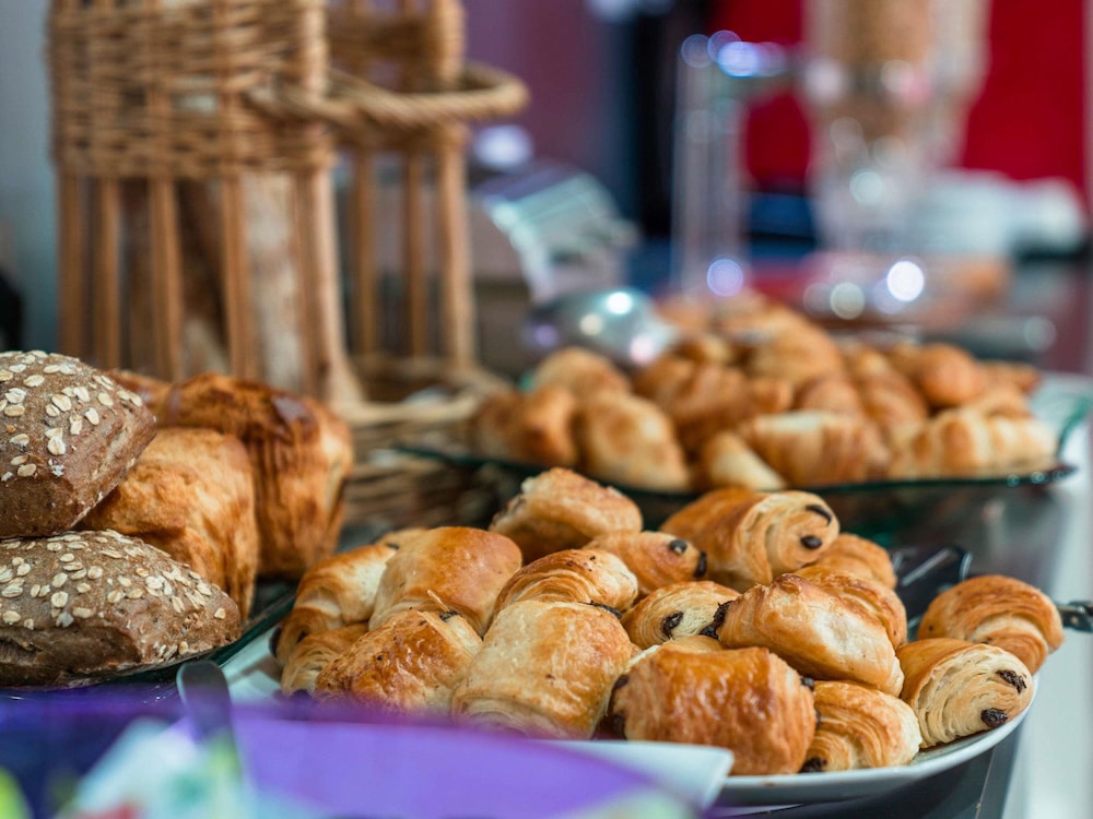 ibis styles lyon villeurbanne le parc de la tete dor