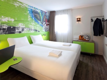 ibis styles lyon villeurbanne le parc de la tete dor