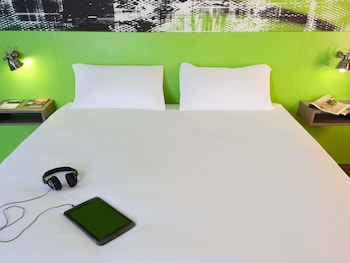 ibis styles lyon villeurbanne le parc de la tete dor