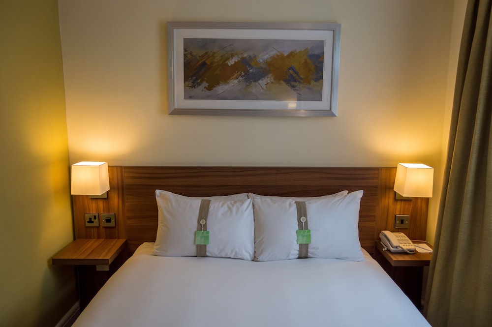 holiday inn leeds garforth