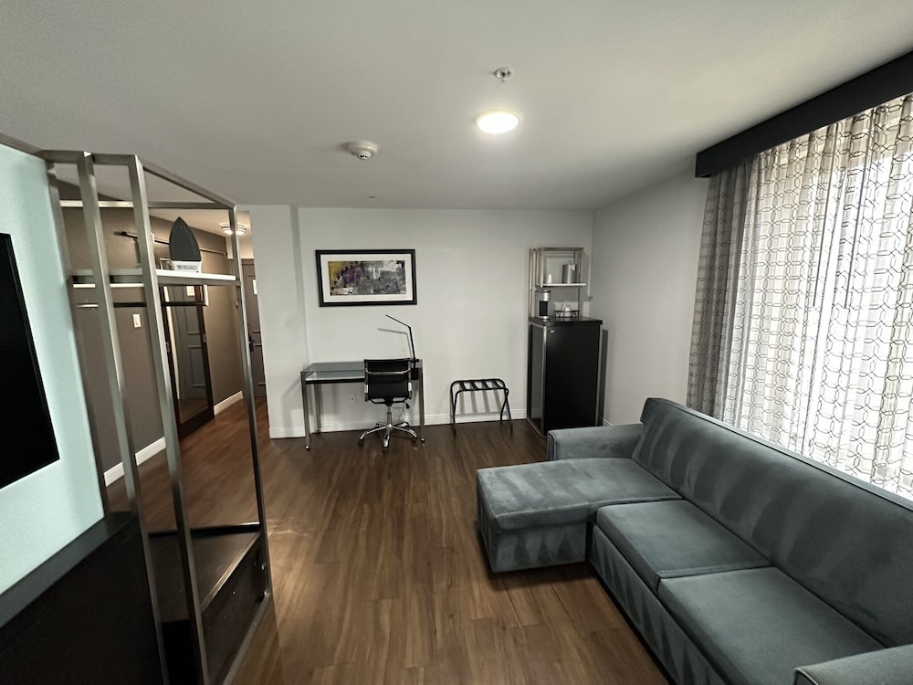 holiday inn express dallas downtown