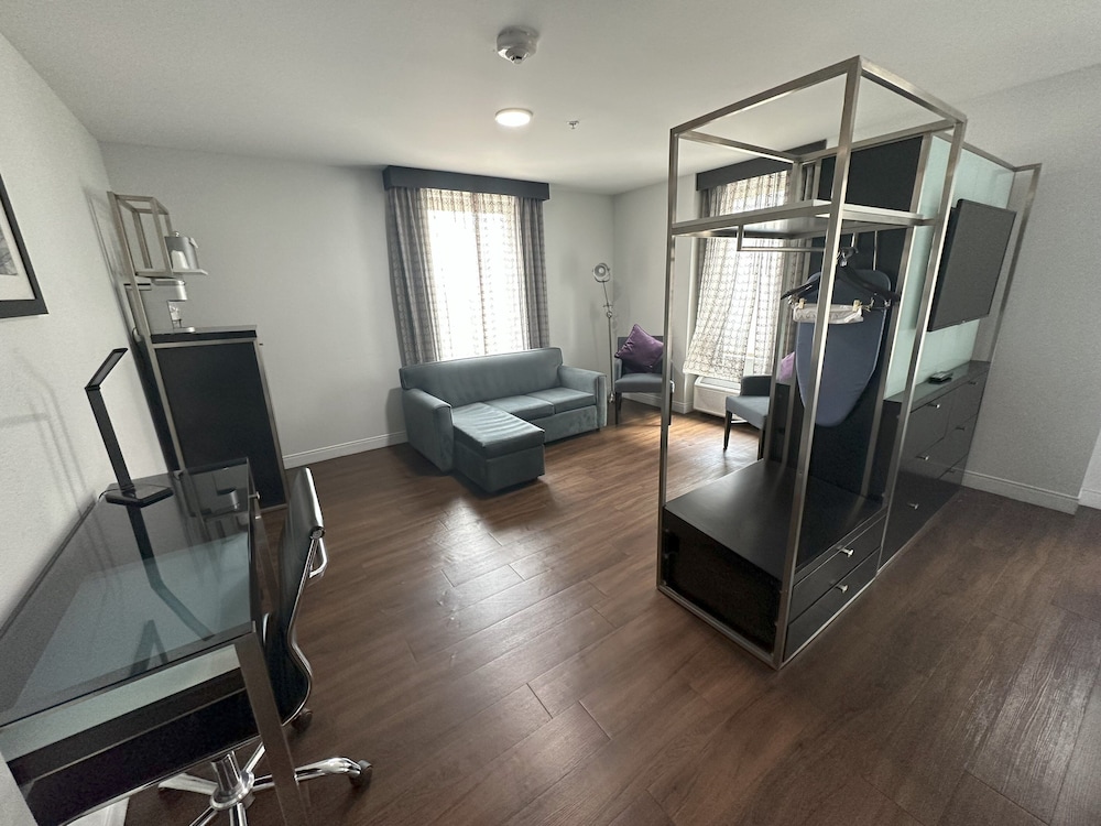 holiday inn express dallas downtown