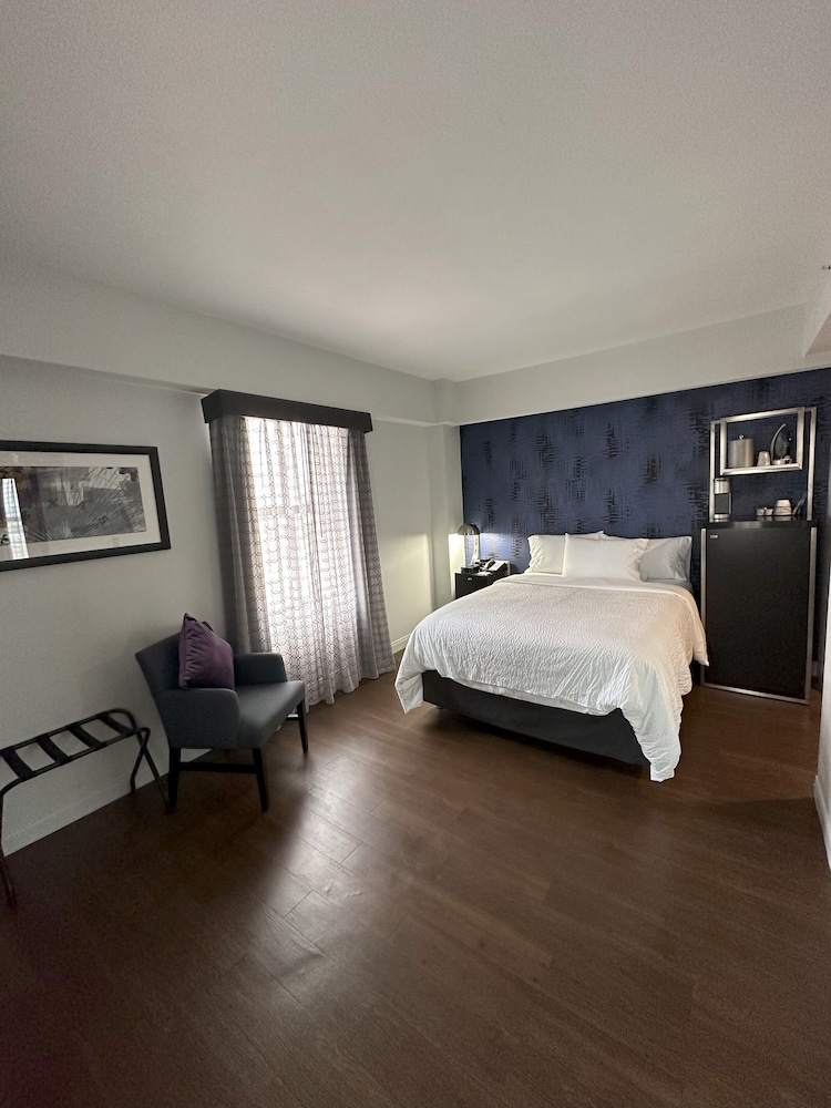 holiday inn express dallas downtown