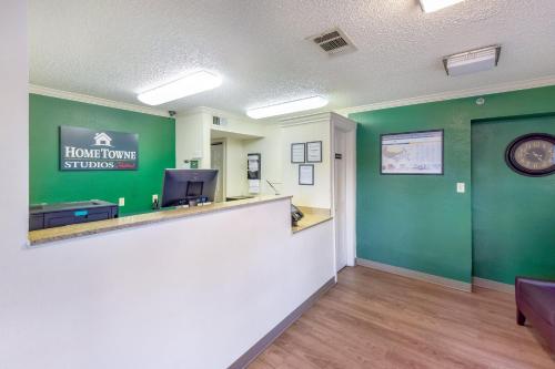 hometowne studios dallas north addison tollway