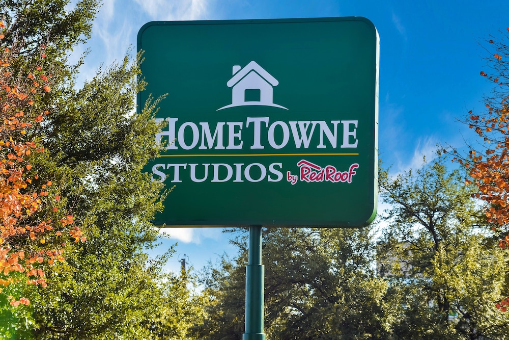 hometowne studios dallas north addison tollway