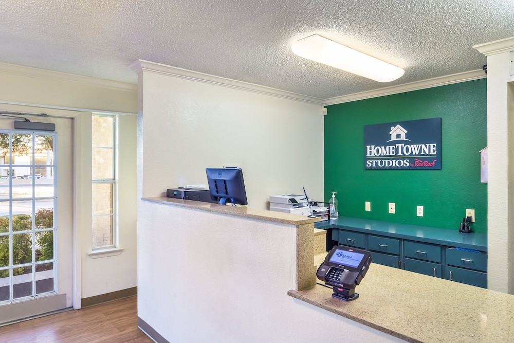 hometowne studios dallas north addison tollway