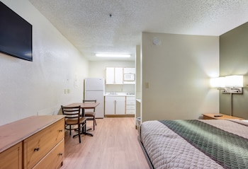 hometowne studios dallas north addison tollway