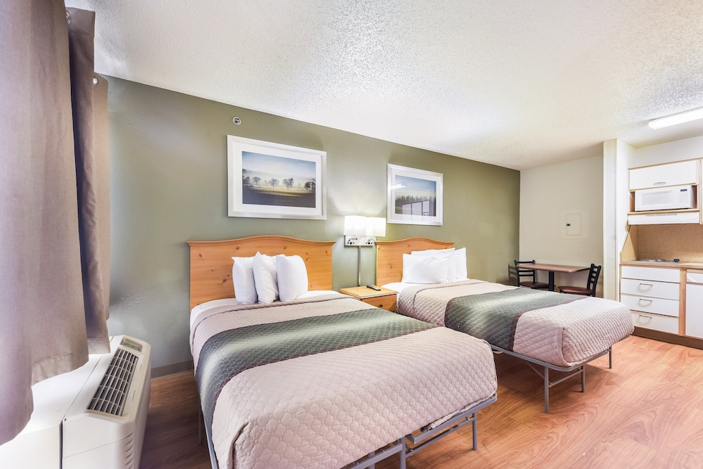 hometowne studios dallas north addison tollway