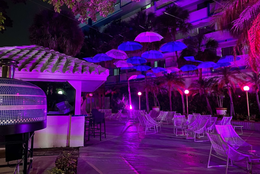 chateau mar golf resort