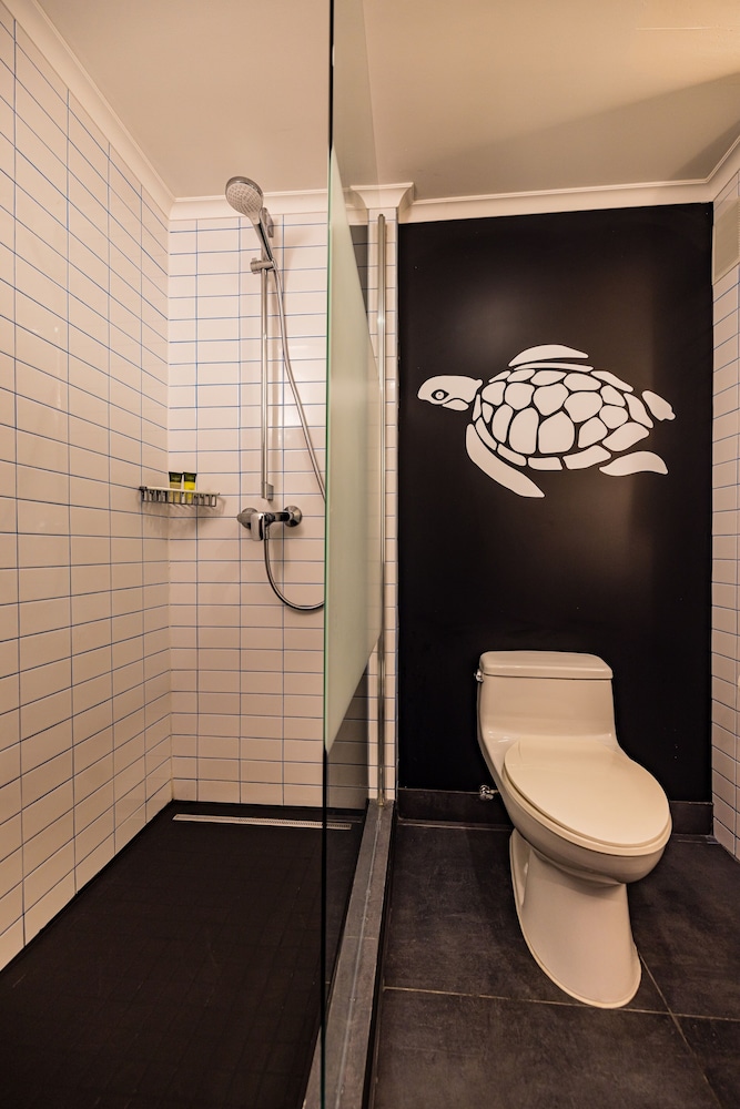 tryp by wyndham aruba adults only hotel