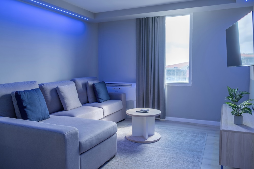 tryp by wyndham aruba adults only hotel