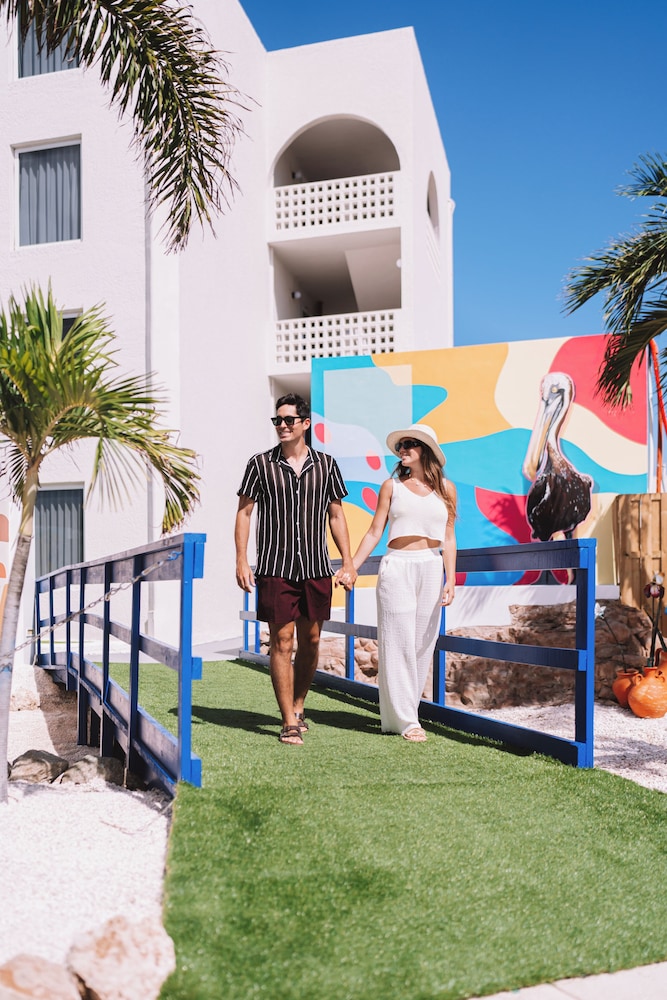 tryp by wyndham aruba adults only hotel