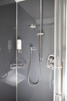 holiday inn express racecourse