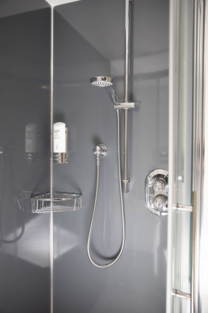 holiday inn express racecourse